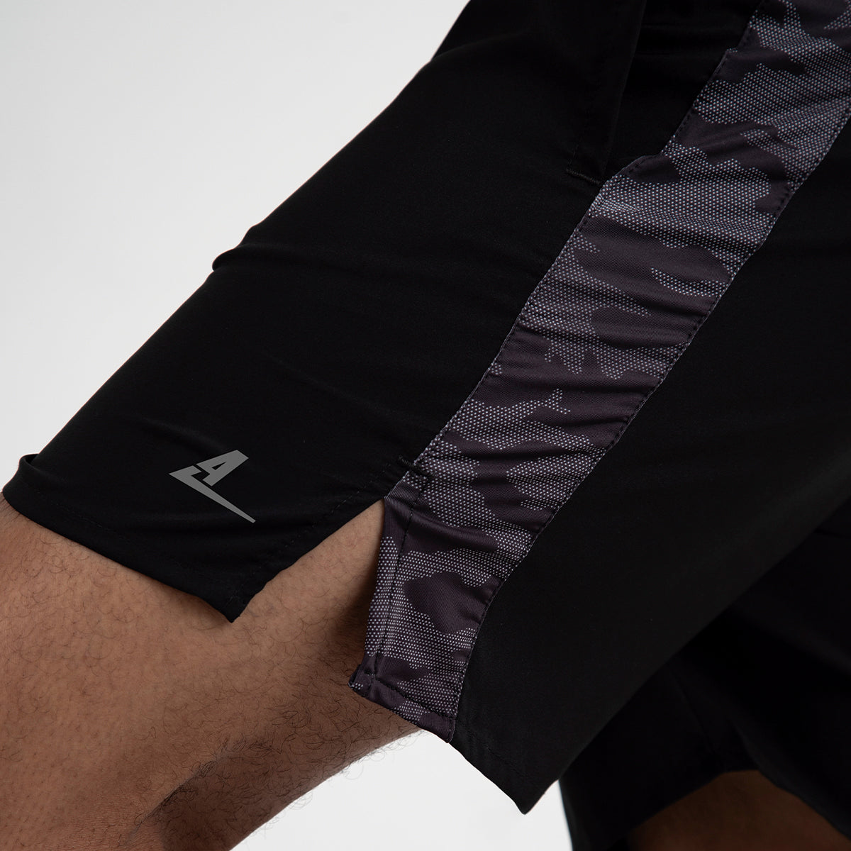 Pantaloneta Negra Army
